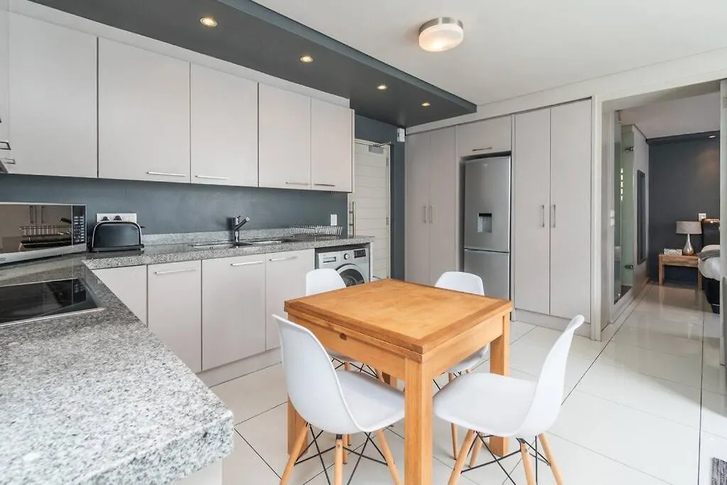 One Bedroom Seaside Elegance Cape Town 0*,  South Africa